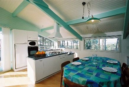 Wohn -Esszimmer mit Küche