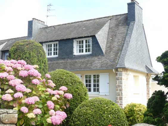 Holiday cottage, close to the beach of Landunvez, Brittany