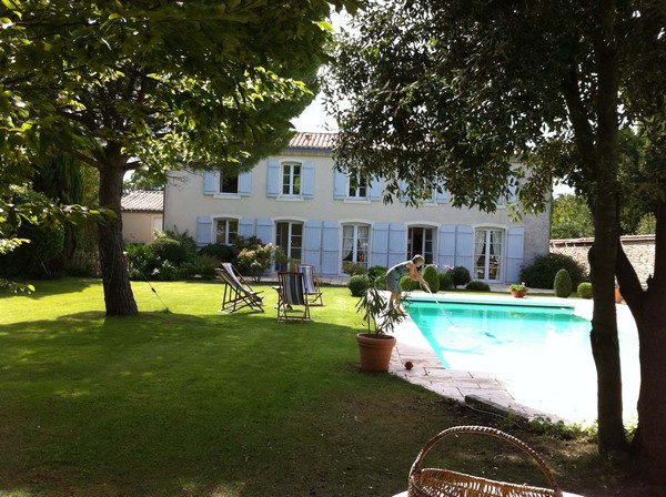 Holidayvilla with pool - La Rochelle